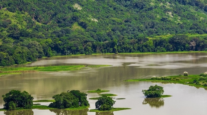 lake panama